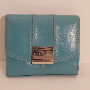 Kenneth Cole Reaction Leather Blue Bifold Wallet